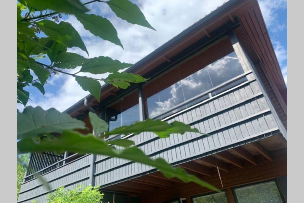반타 Luxus House With Sauna Nearby Airport 아파트 외부 사진